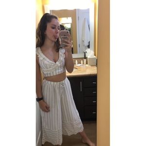 2 Piece American Eagle Cute Crop Top and Pant Set